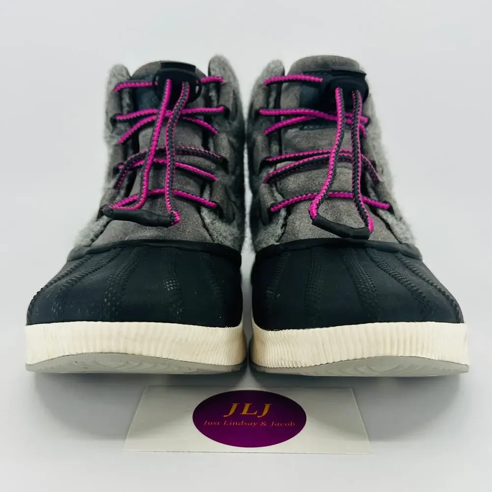 Sorel Out N About Classic Boots Quarry NY4563-052 Kids Size 6 / Women's Size 7